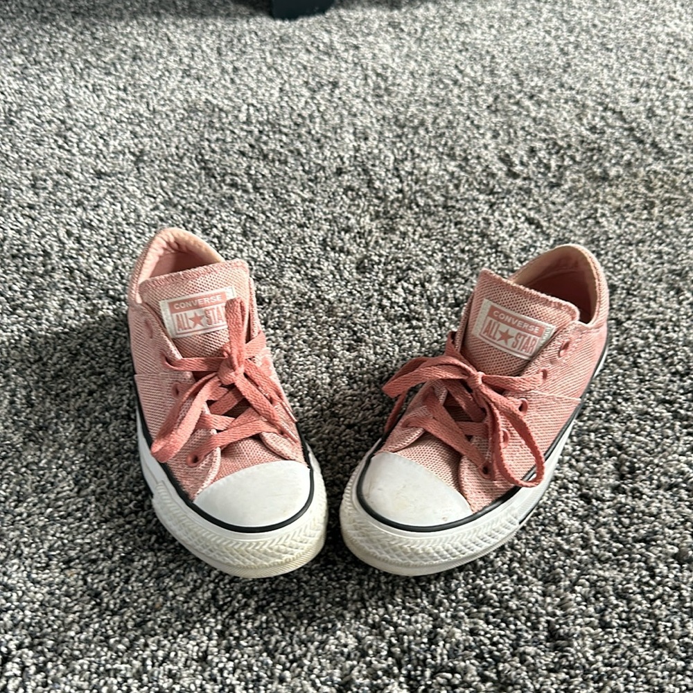 Women’s Pink Converse All Star